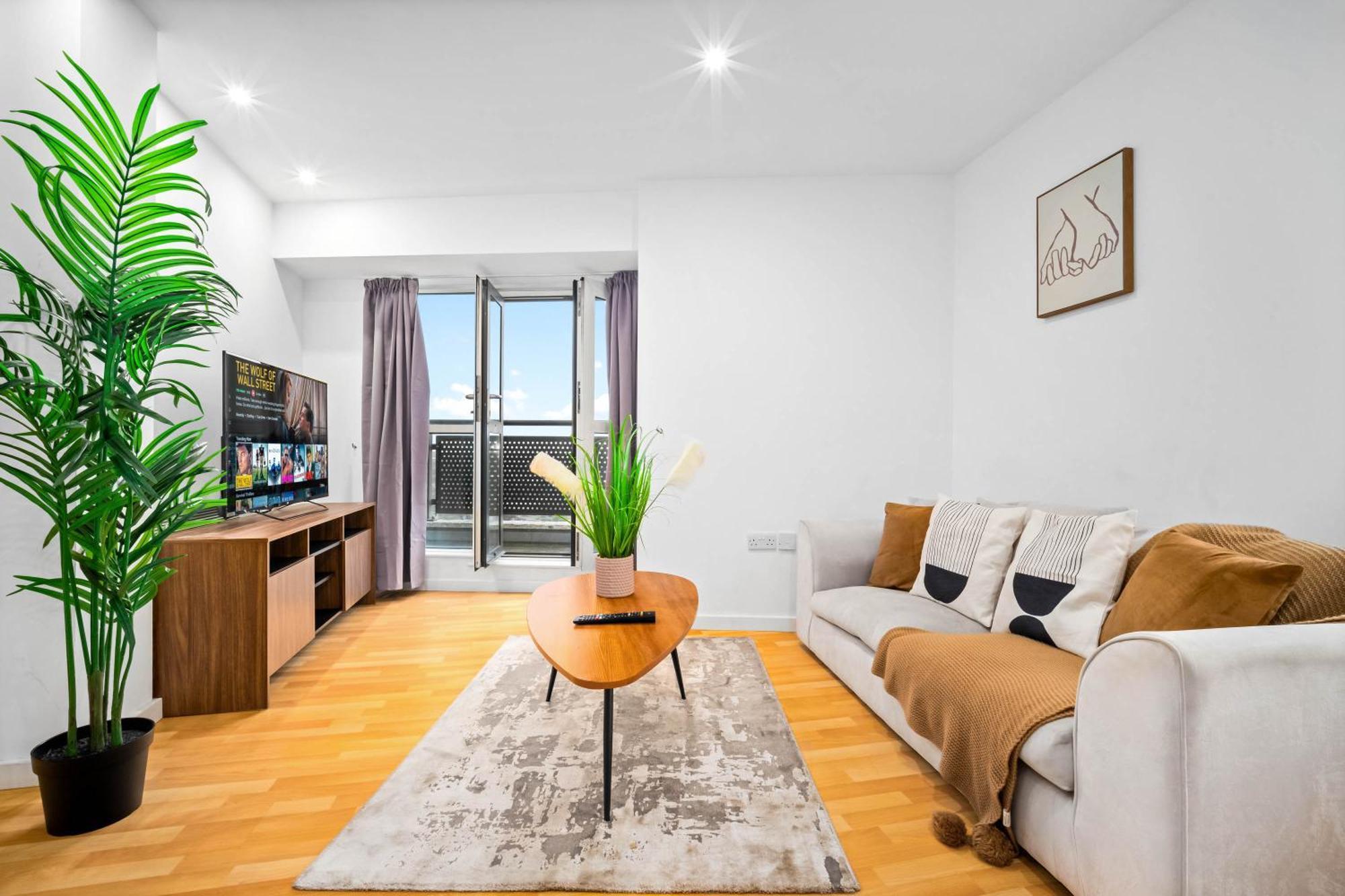 Apartment Elegant Two-bedroom - Location - Private Parking - Balconies 1109m *